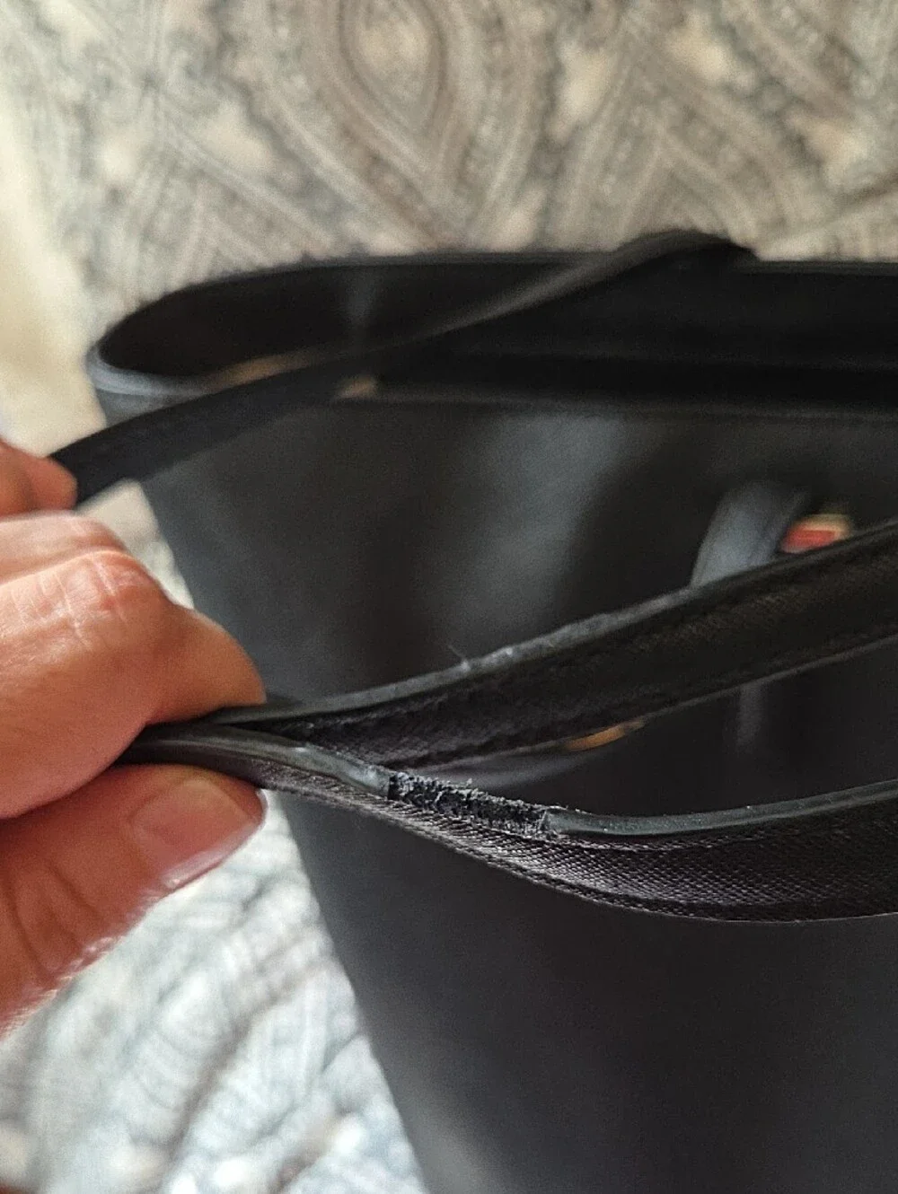 kate spade Black and Cream Center-Stripe Leather Tote